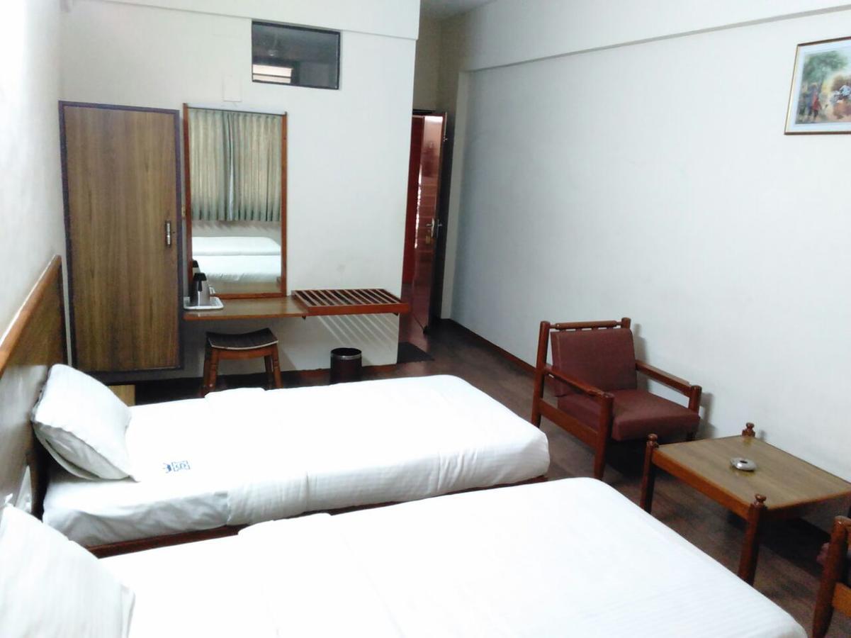 Hotel Sivaranjani イーロードゥ エクステリア 写真